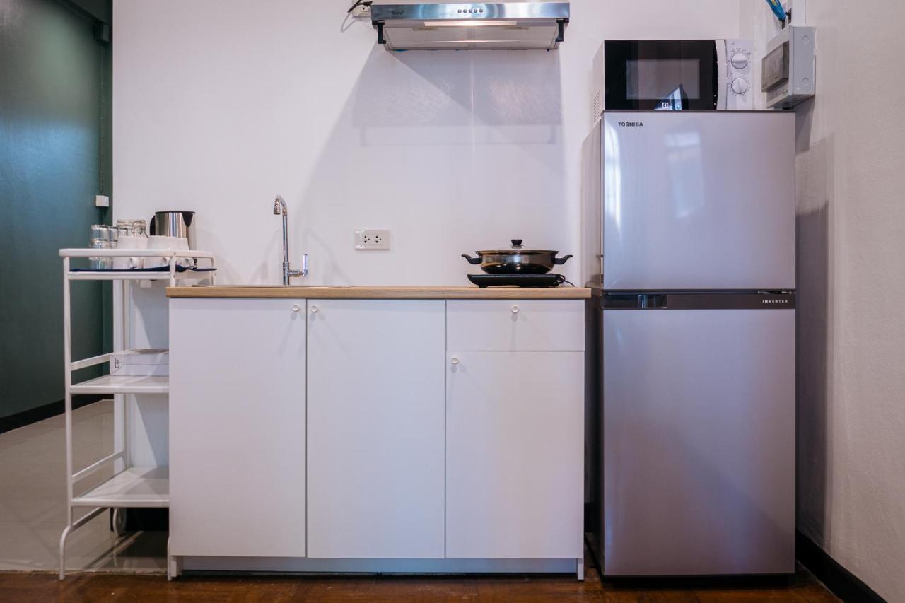 T3 Two Bedrooms Wifi Full Kitchen 1 Min To Bts Банкок Екстериор снимка